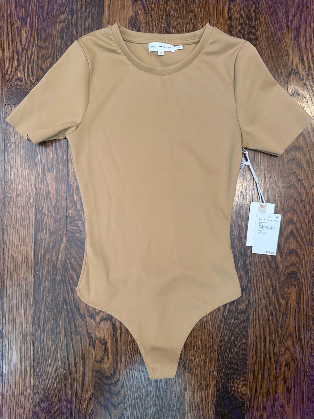 NWT Good American Women’s Pecan/Tan Short-Sleeve One-Piece Bodysuit